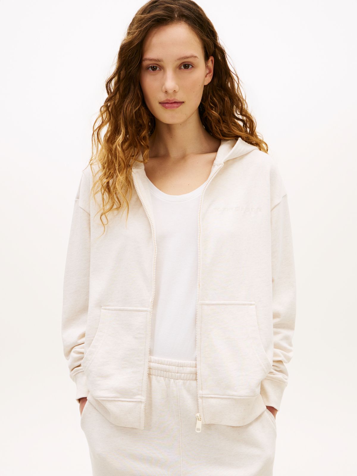 Essential Logo Zip-Thru Lounge Hoody — Beige