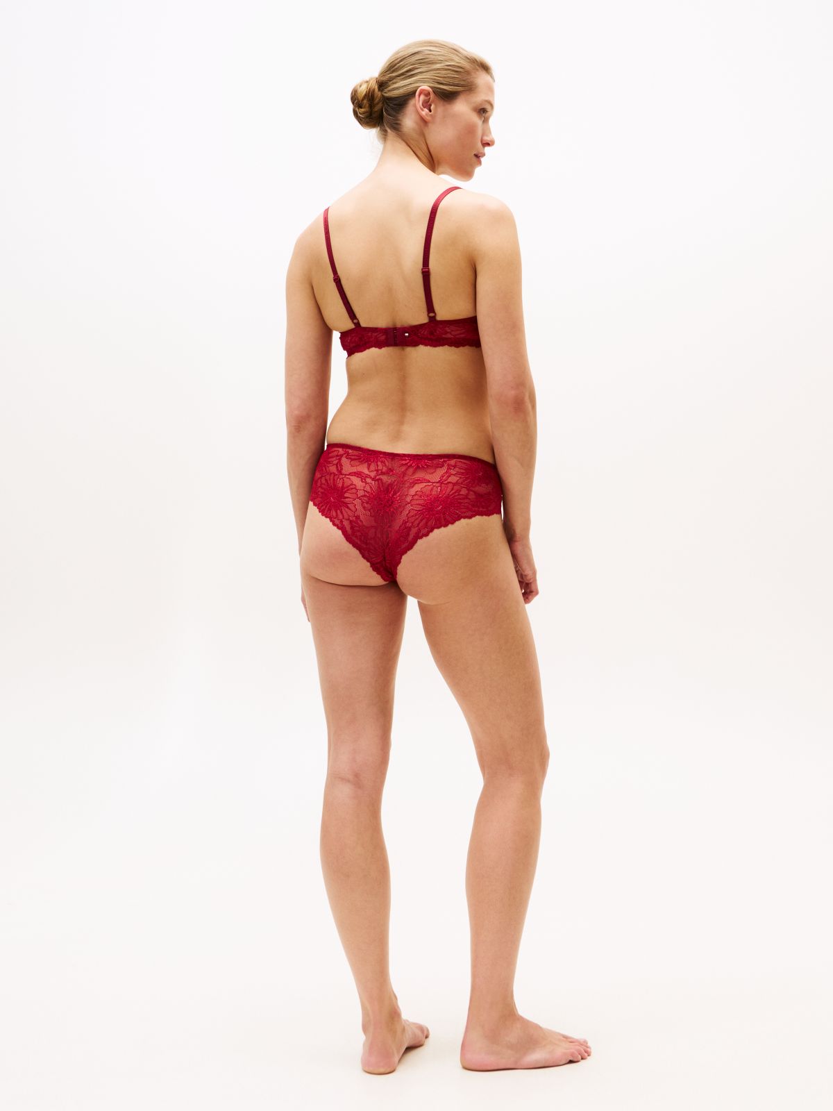 Metallic Lace Push-Up Plunge Bra — Red