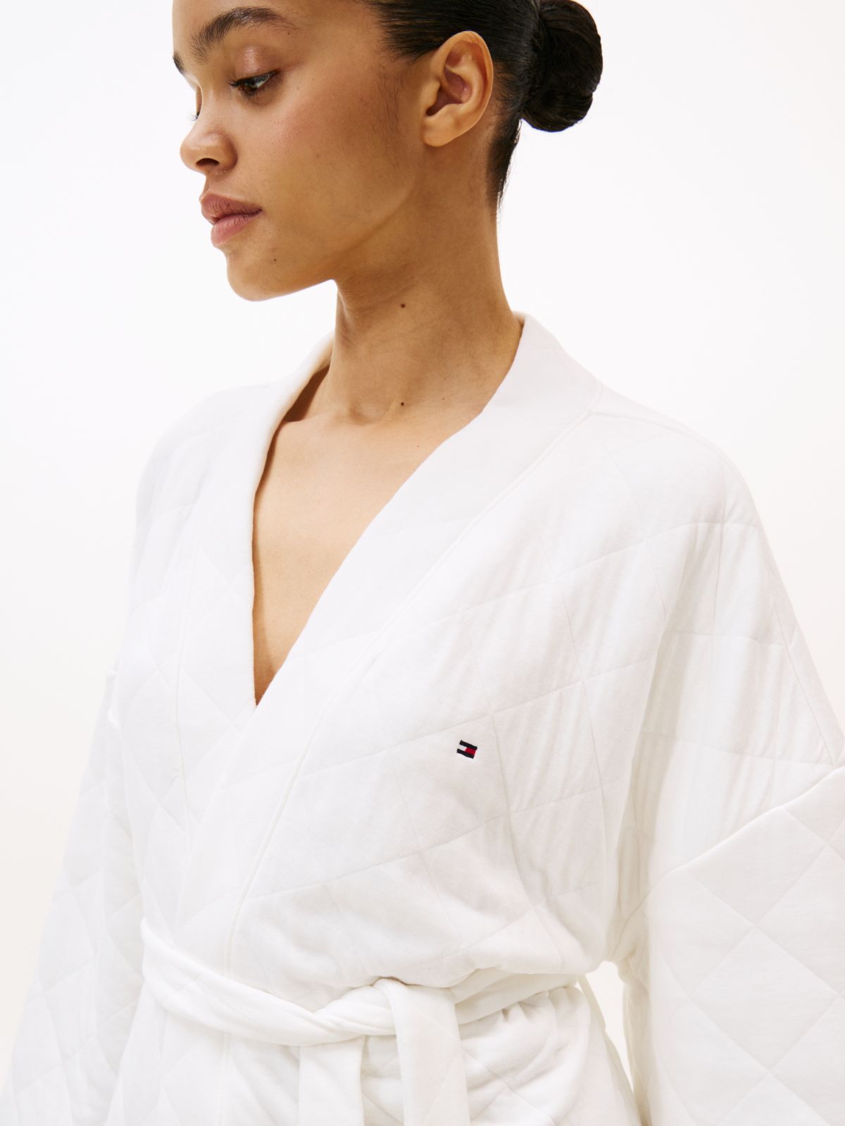 Essential Quilted Jacquard Jersey Robe — White