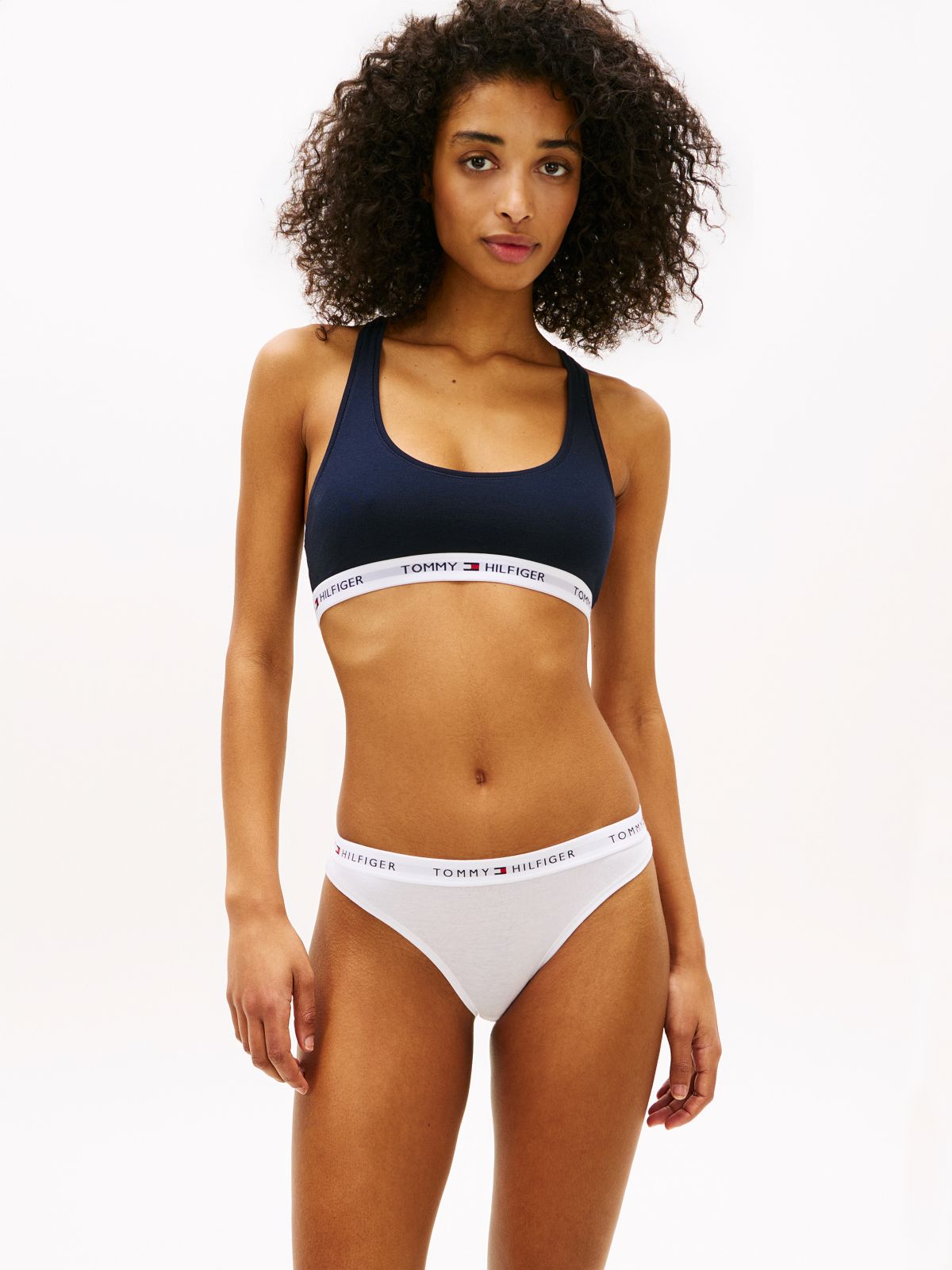 Essential 3-Pack Repeat Logo Waistband Briefs — White