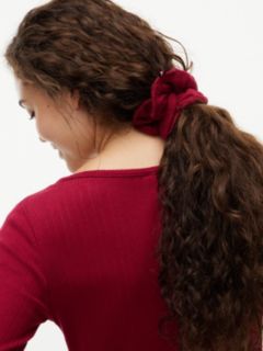 Essential Pointelle Pyjama Set And Scrunchie Gift Box — Red 2