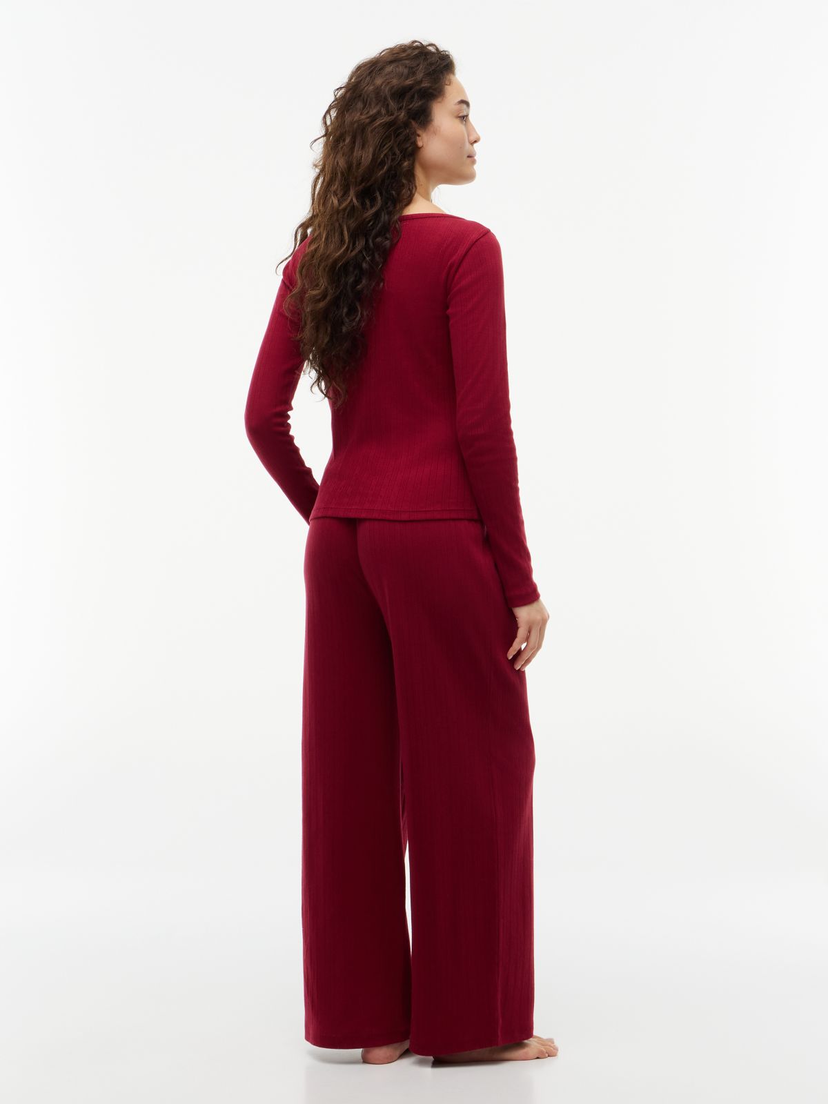 Essential Pointelle Pyjama Set And Scrunchie Gift Box — Red