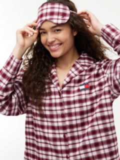 Heritage Flannel Pyjama Set And Eye Mask Gift Box — Pink 2