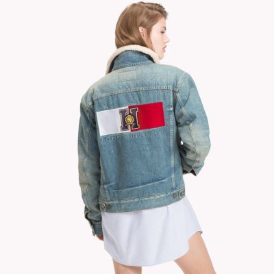 Résultat de recherche d'images pour "VESTE TOMMY ICONS EN DENIM"