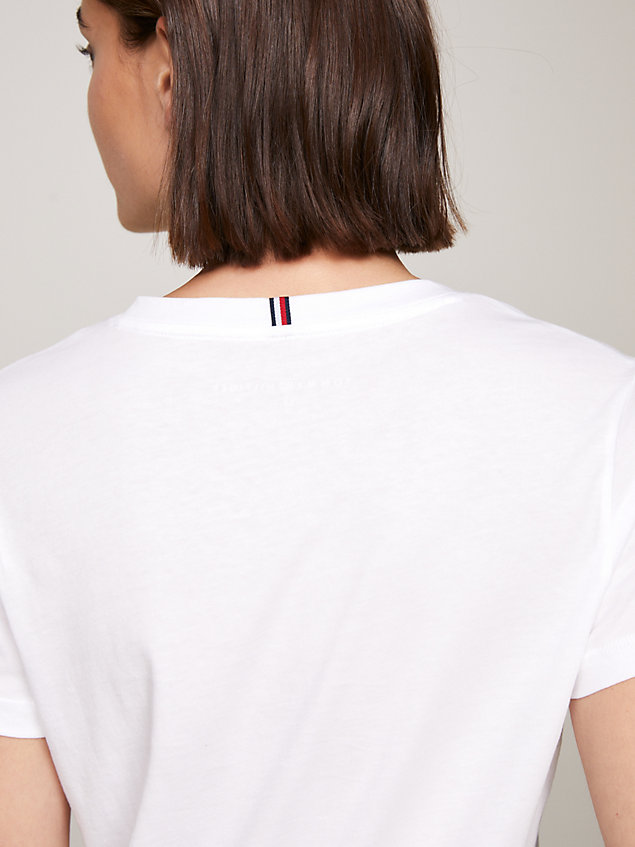 t-shirt heritage col en v white pour femmes tommy hilfiger