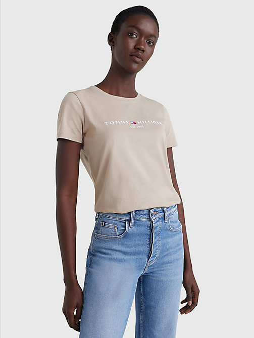 beige logo print organic cotton crew-neck t-shirt for women tommy hilfiger