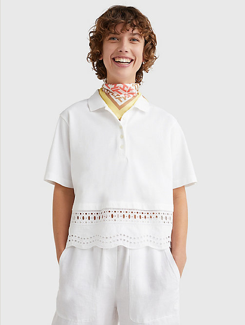 wit relaxed fit polotop met broderie anglaise voor women - tommy hilfiger