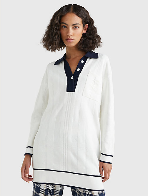biały luźny sweter tommy icons o wydłużonym fasonie dla kobiety - tommy hilfiger