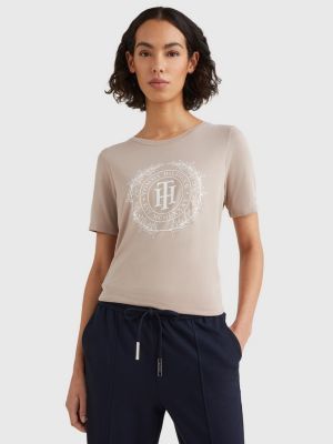 Dames T-shirts | Oversized \u0026 Logo T-shirts | Tommy Hilfiger® BE