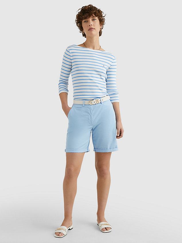 blue chino-shorts mit krempelsaum für damen - tommy hilfiger