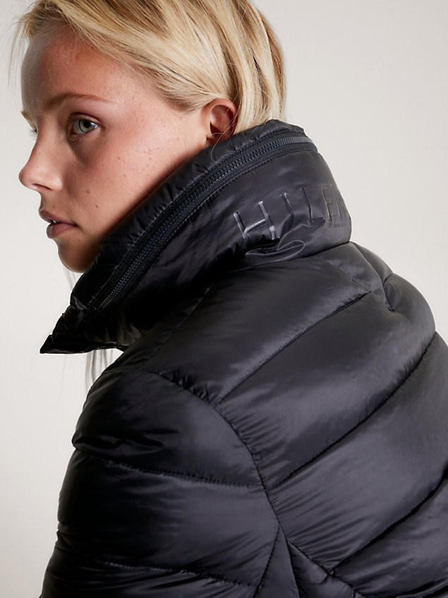 black gerecyclede gewatteerde jas met streep voor dames - tommy hilfiger