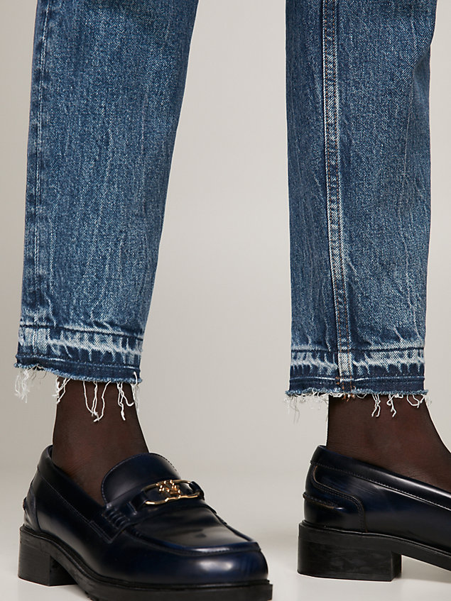 denim gramercy ausgefranste tapered jeans mit hohem bund für damen - tommy hilfiger
