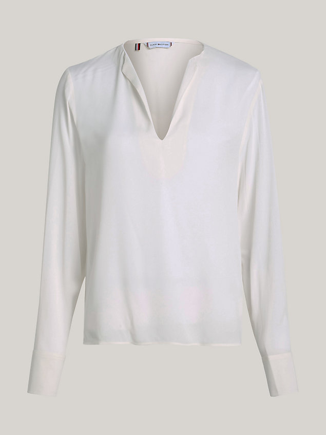 white relaxed fit krepp-bluse mit v-ausschnitt für damen - tommy hilfiger