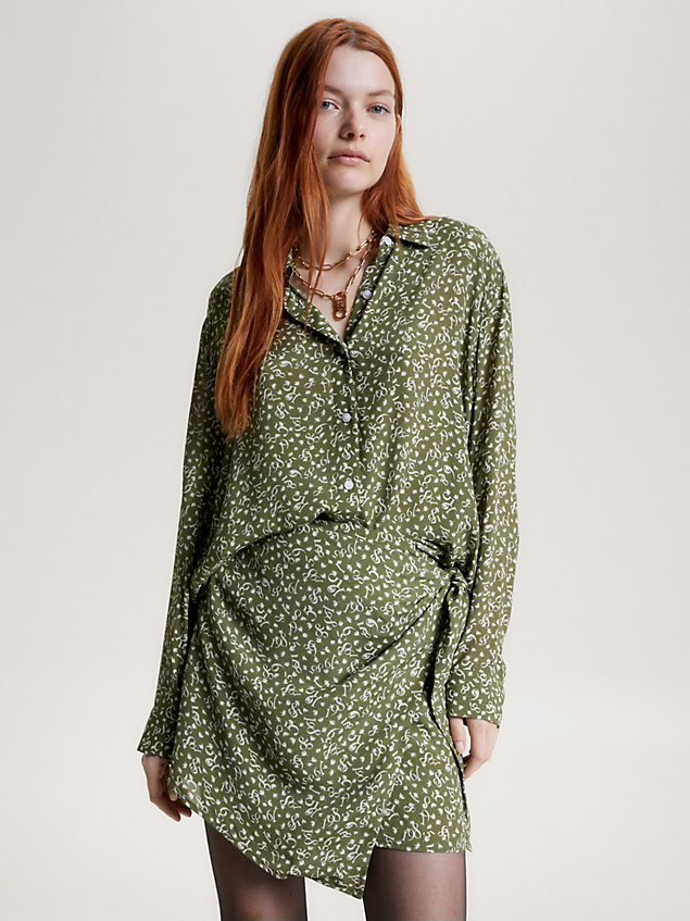 green relaxed fit krepp-hemd mit feder-print für damen - tommy hilfiger