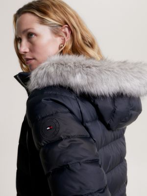 Black tommy hilfiger 2025 coat with fur hood