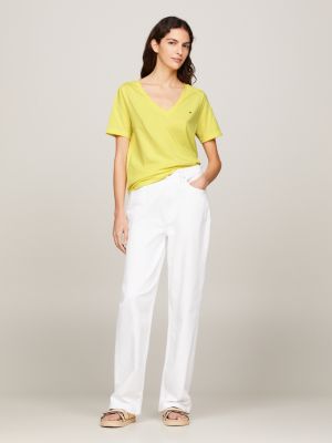 yellow t-shirt mit v-ausschnitt und gestickter flag für damen - tommy hilfiger