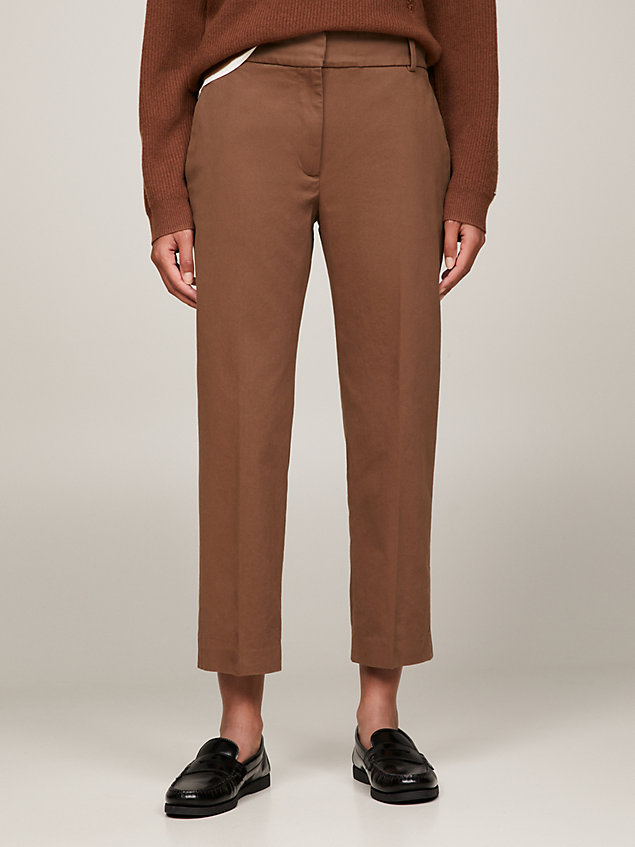 pantalón chino essential recto de corte slim brown de mujer tommy hilfiger