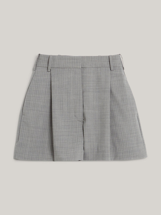 grey twill-shorts mit nadelstreifen und wappen für damen - tommy hilfiger