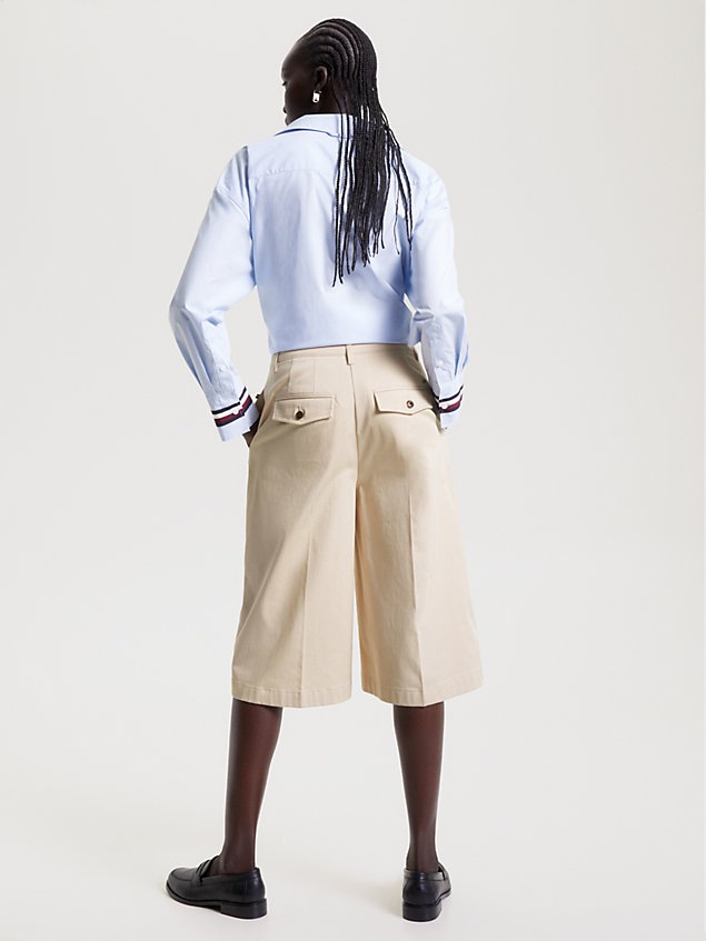 beige culotte fit chino-shorts für damen - tommy hilfiger