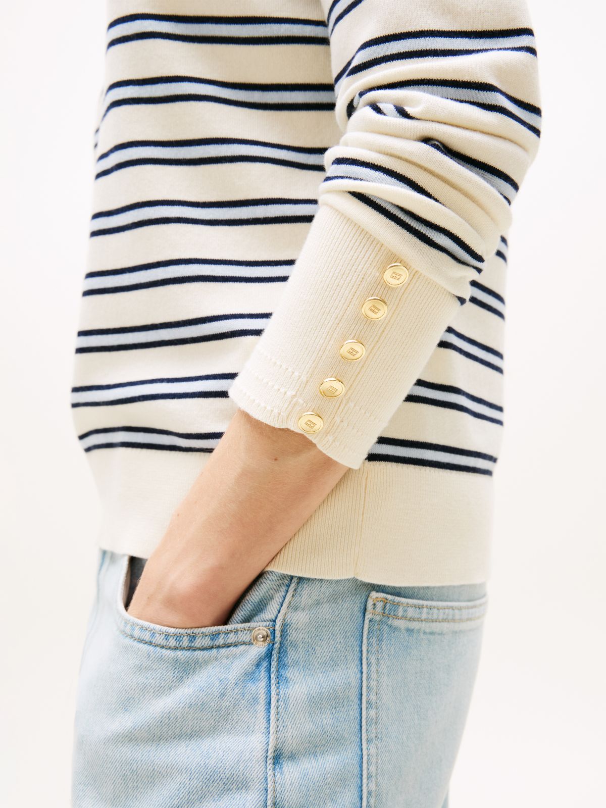 Gold-Tone Button Cuff V-Neck Jumper — Beige
