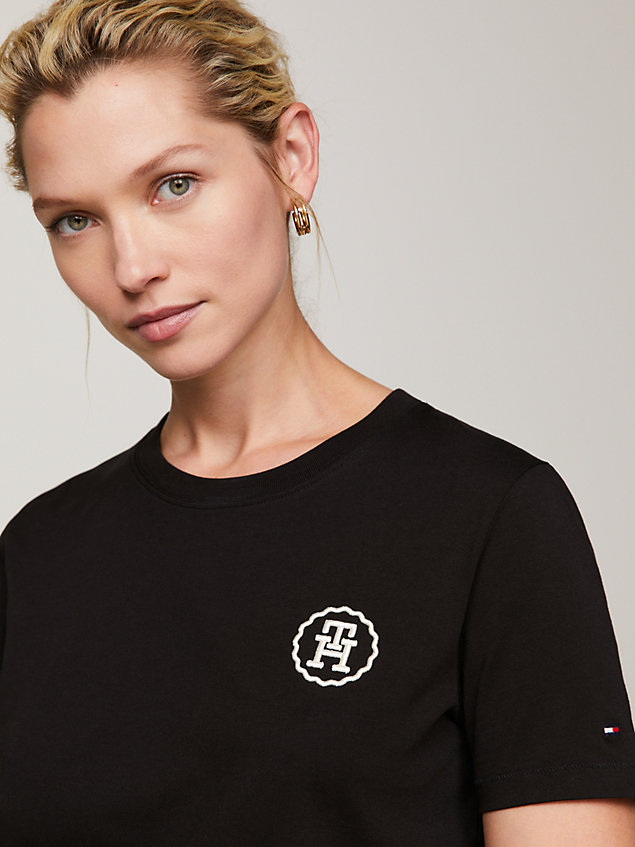 black modern th monogram stamp embroidery t-shirt for women tommy hilfiger