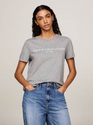 Tommy Hilfiger Graphic T-Shirt  Shirt outfit women, Tommy hilfiger shirts, Tommy  hilfiger outfit