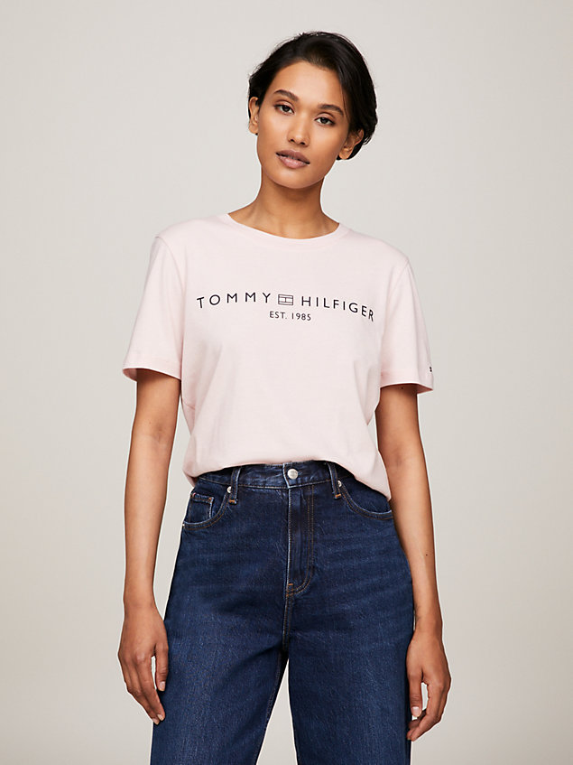 pink signature t-shirt met ronde hals en logo voor dames - tommy hilfiger