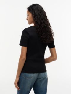Flag Embroidery Slim V-Neck T-Shirt — Black 4