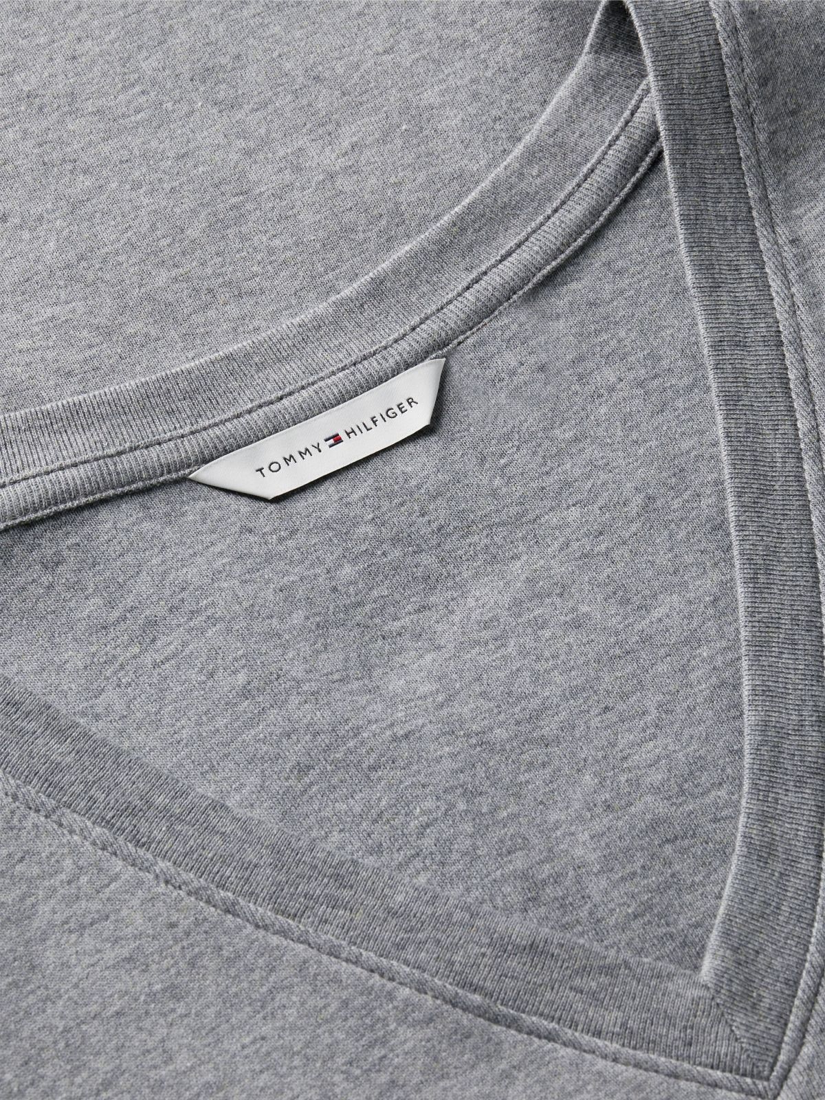 Flag Embroidery Slim V-Neck T-Shirt — Grey
