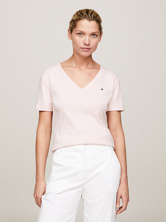 pink gestreiftes slim fit t-shirt mit v-ausschnitt für damen - tommy hilfiger