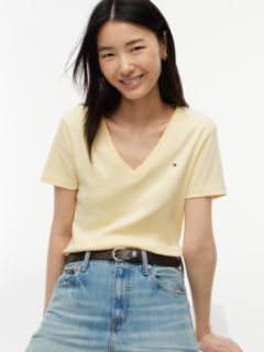Flag Embroidery Slim V-Neck T-Shirt — Yellow 3