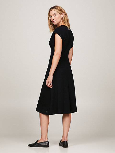 black sukienka do kolan z dekoltem w szpic dla kobiety - tommy hilfiger