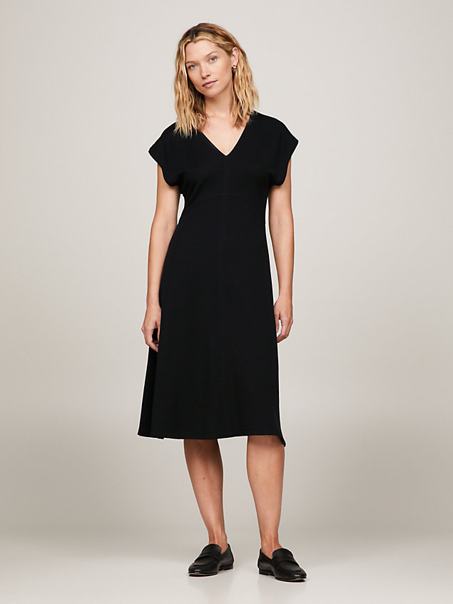 black fit and flare knielange jurk met v-hals voor dames - tommy hilfiger