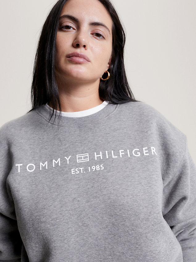 grey curve sweatshirt met logo op de borst voor dames - tommy hilfiger