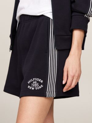 shorts sport varsity con righe blu da donne tommy hilfiger