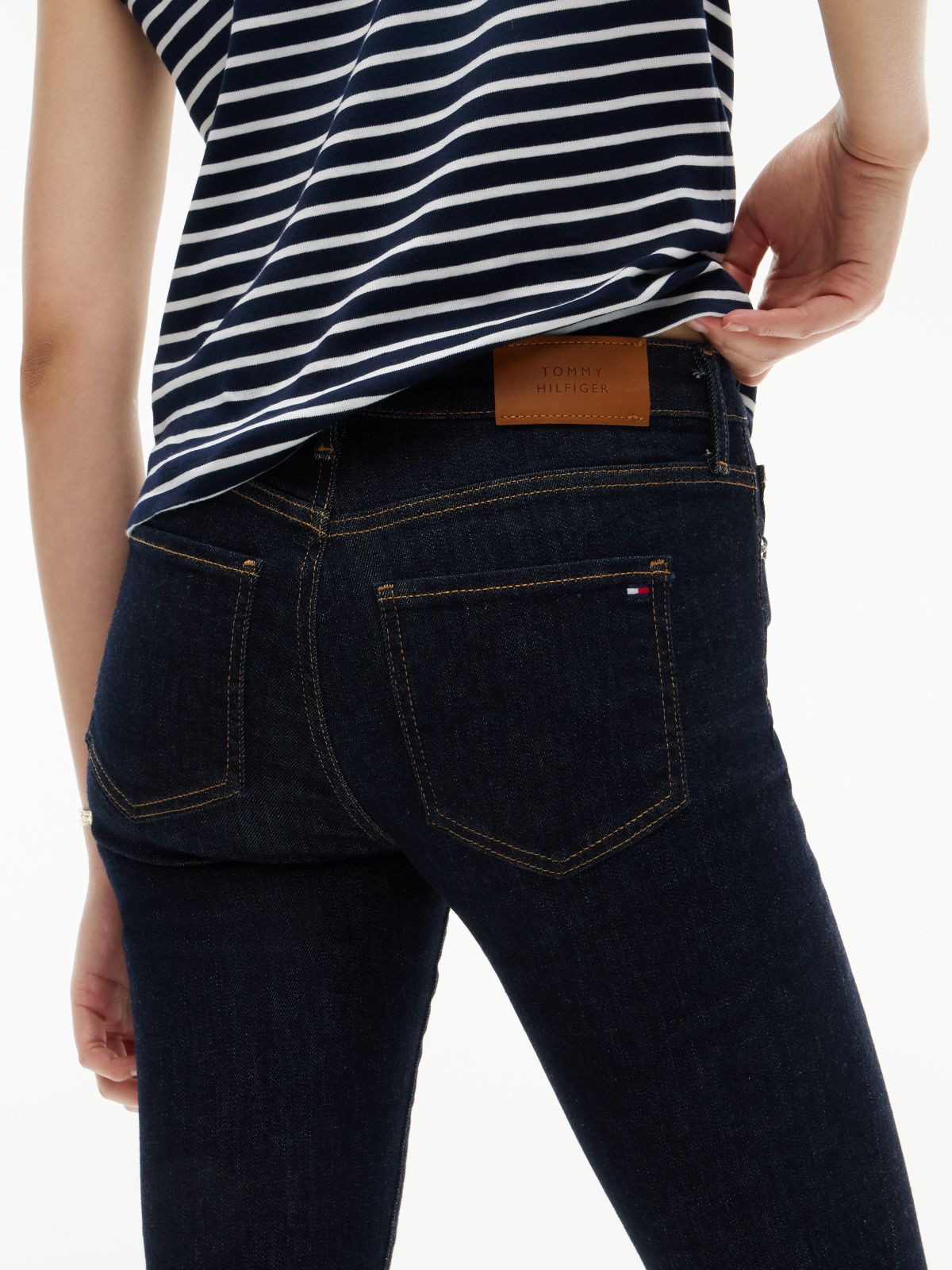 Como Mid Rise Skinny Jeans — Blue