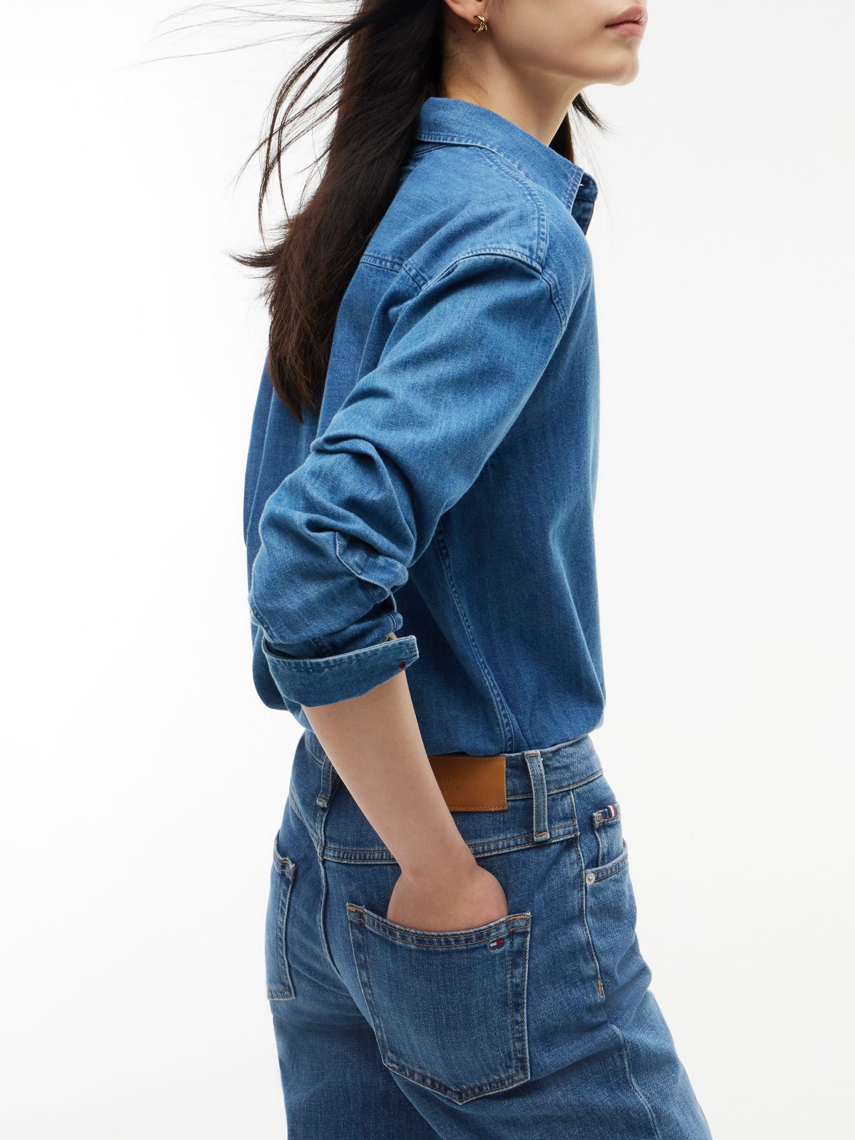Mid Rise Classic Straight Jeans — Blue