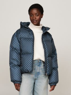 blue puffer-jacke mit tommy-print für damen - tommy hilfiger