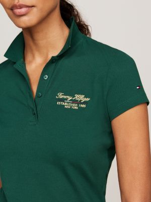 groen slim poloshirt met scriptlogo voor dames - tommy hilfiger