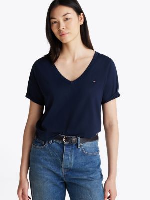 blue t-shirt met v-hals en geborduurde vlag voor dames - tommy hilfiger