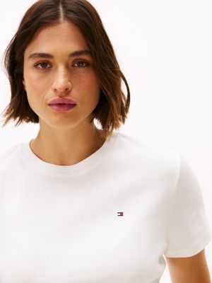 t-shirt ajusté curve à drapeau brodé blanc pour femmes tommy hilfiger