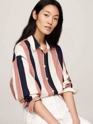 weiß oversized fit bluse mit metall-flag für damen - tommy hilfiger