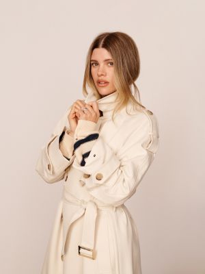 trench the sofia capsule exclusive oversize beige da donne tommy hilfiger