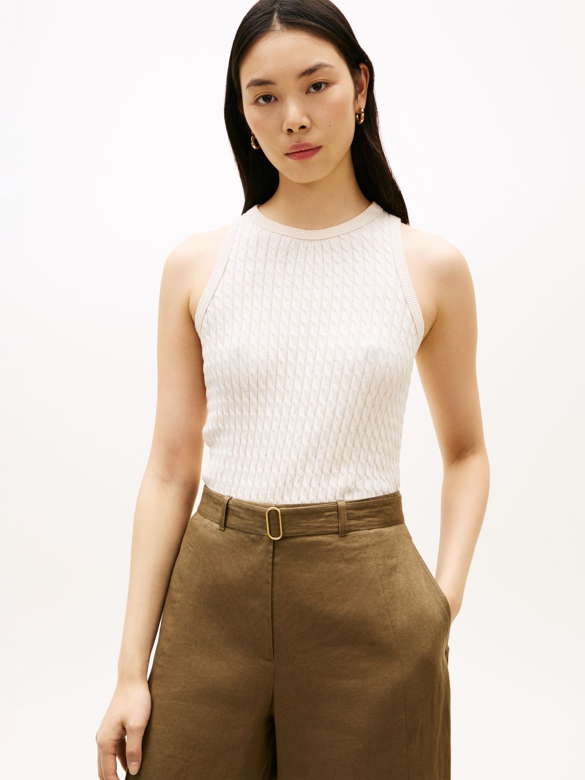 Cable Knit Slim Sweater Vest — Beige
