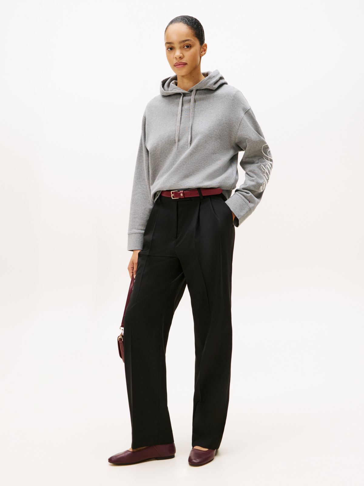 Logo Embroidery Drawstring Hoody — Grey