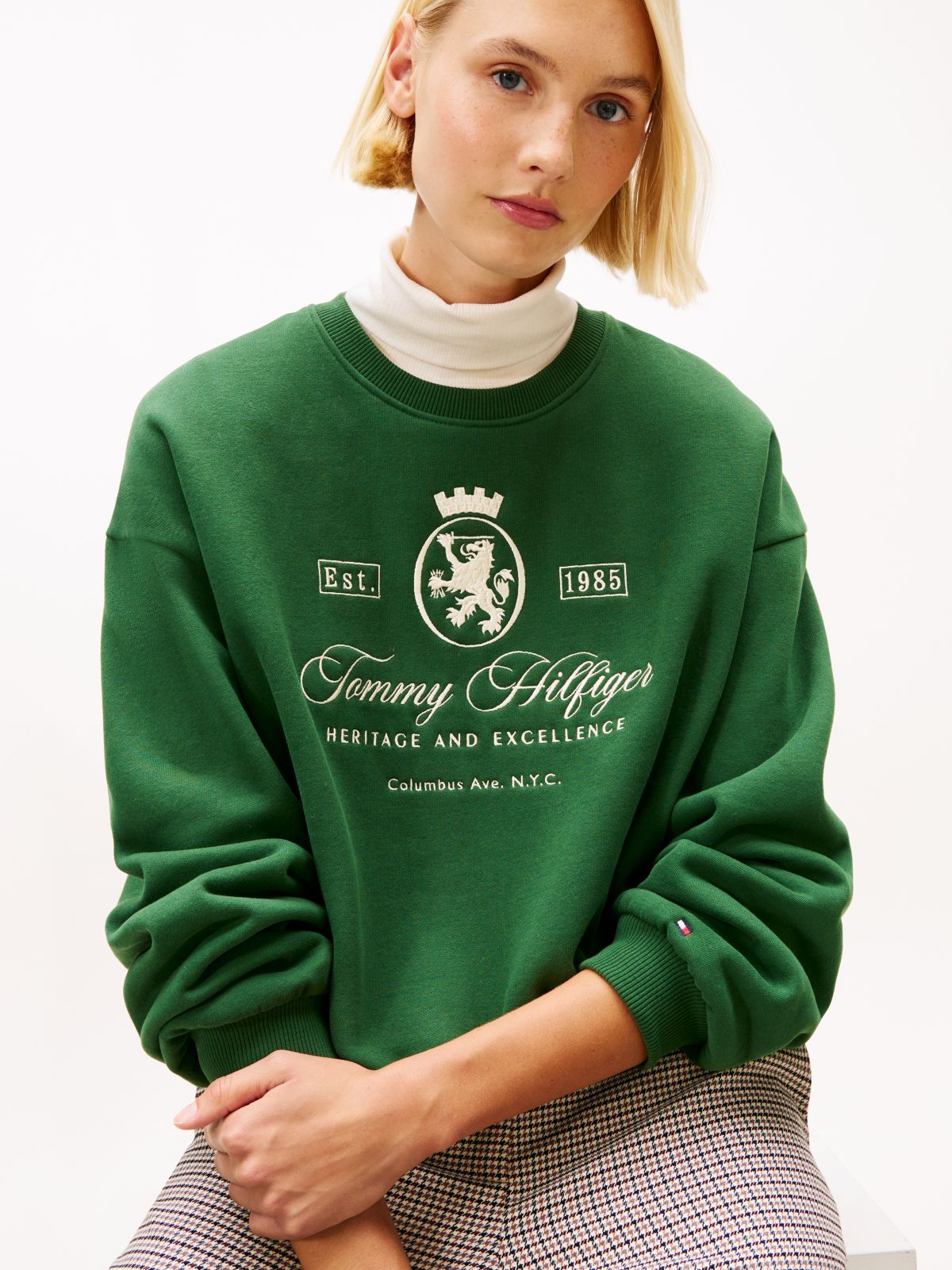 TH Crest Embroidery Relaxed Sweatshirt — Green