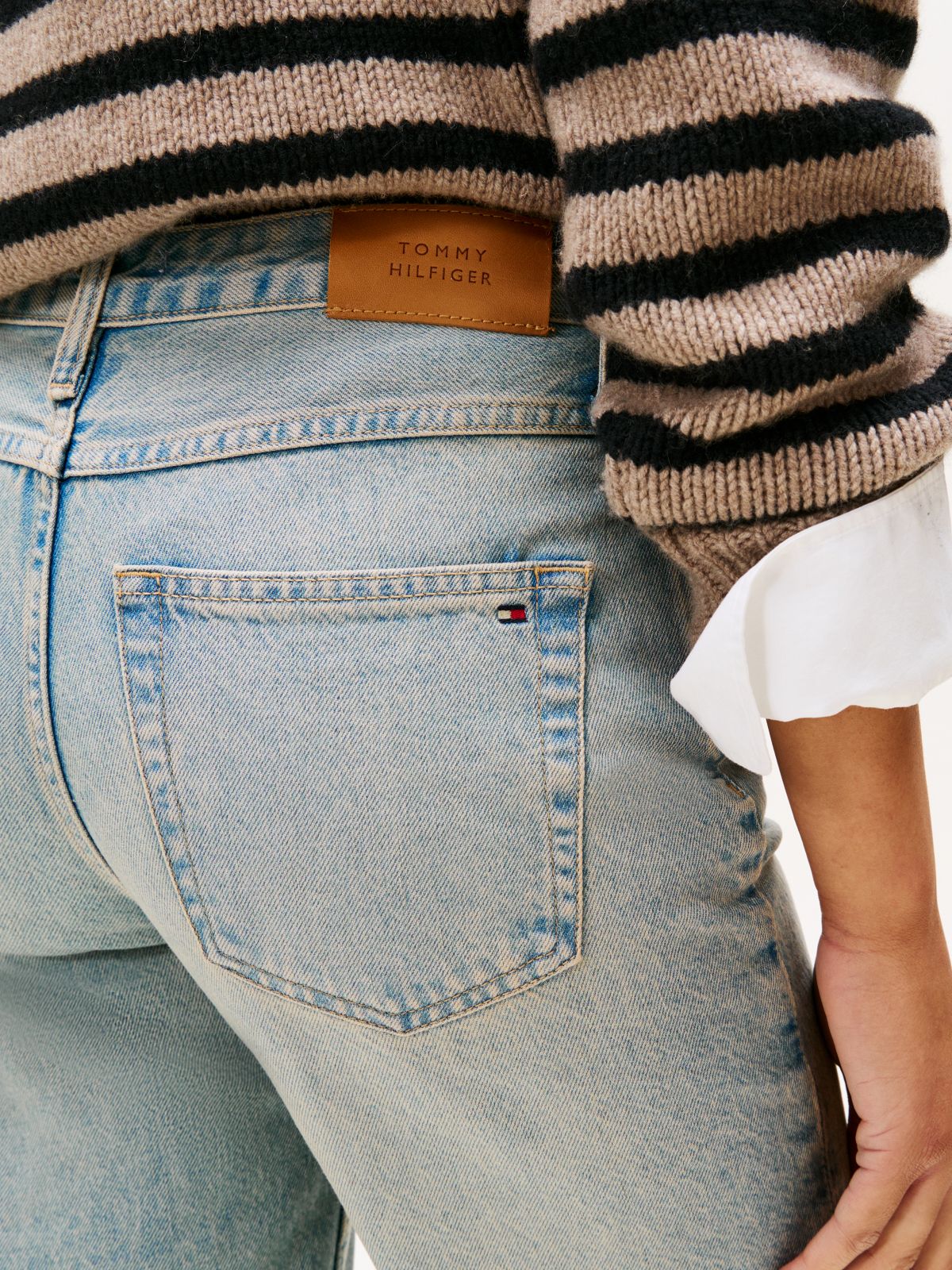 Faded High Rise Straight Leg Jeans — Blue