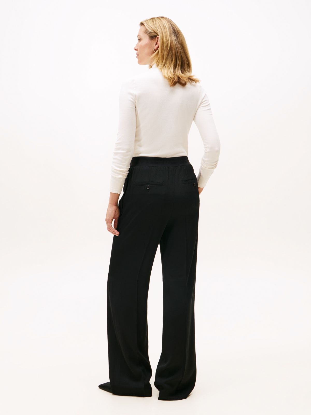 Wide Leg Oversized Fit Trousers — Black