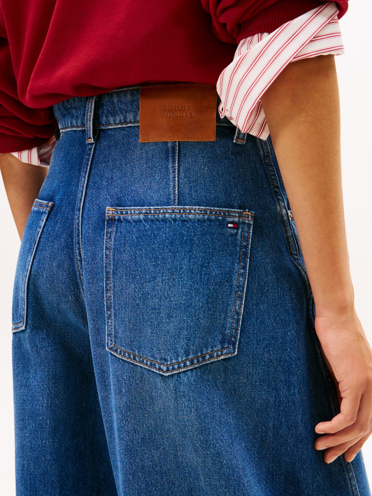 High Rise Balloon Leg Loose Jeans — Blue