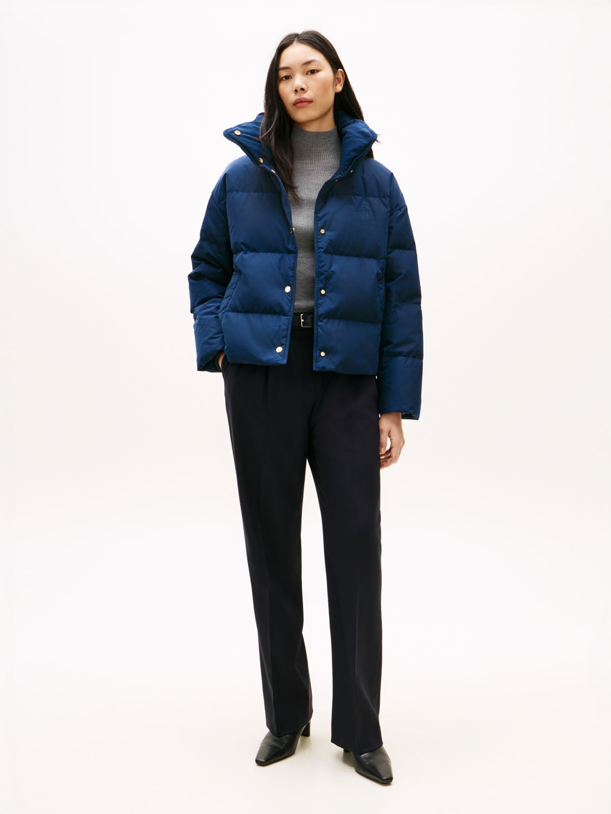 Crest Embroidery Down Puffer Jacket — Blue